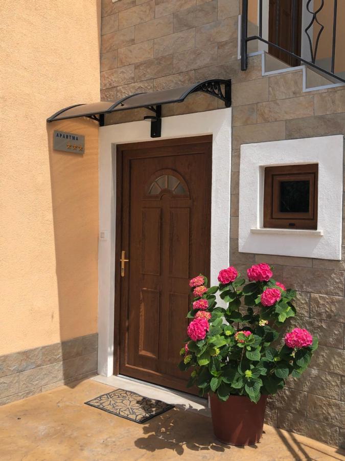 Residence Villa Fiore Portoroz Bagian luar foto