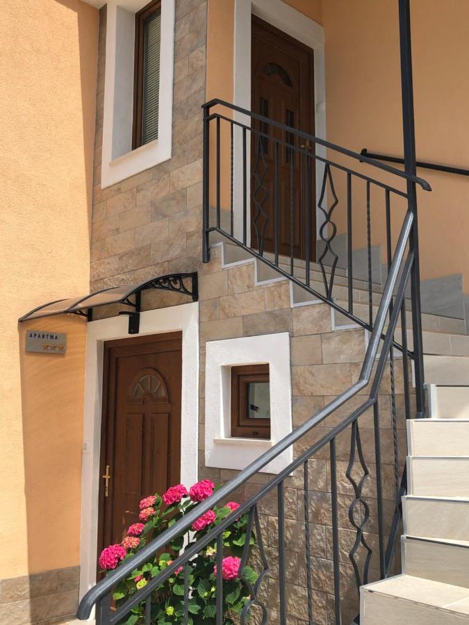 Residence Villa Fiore Portoroz Bagian luar foto