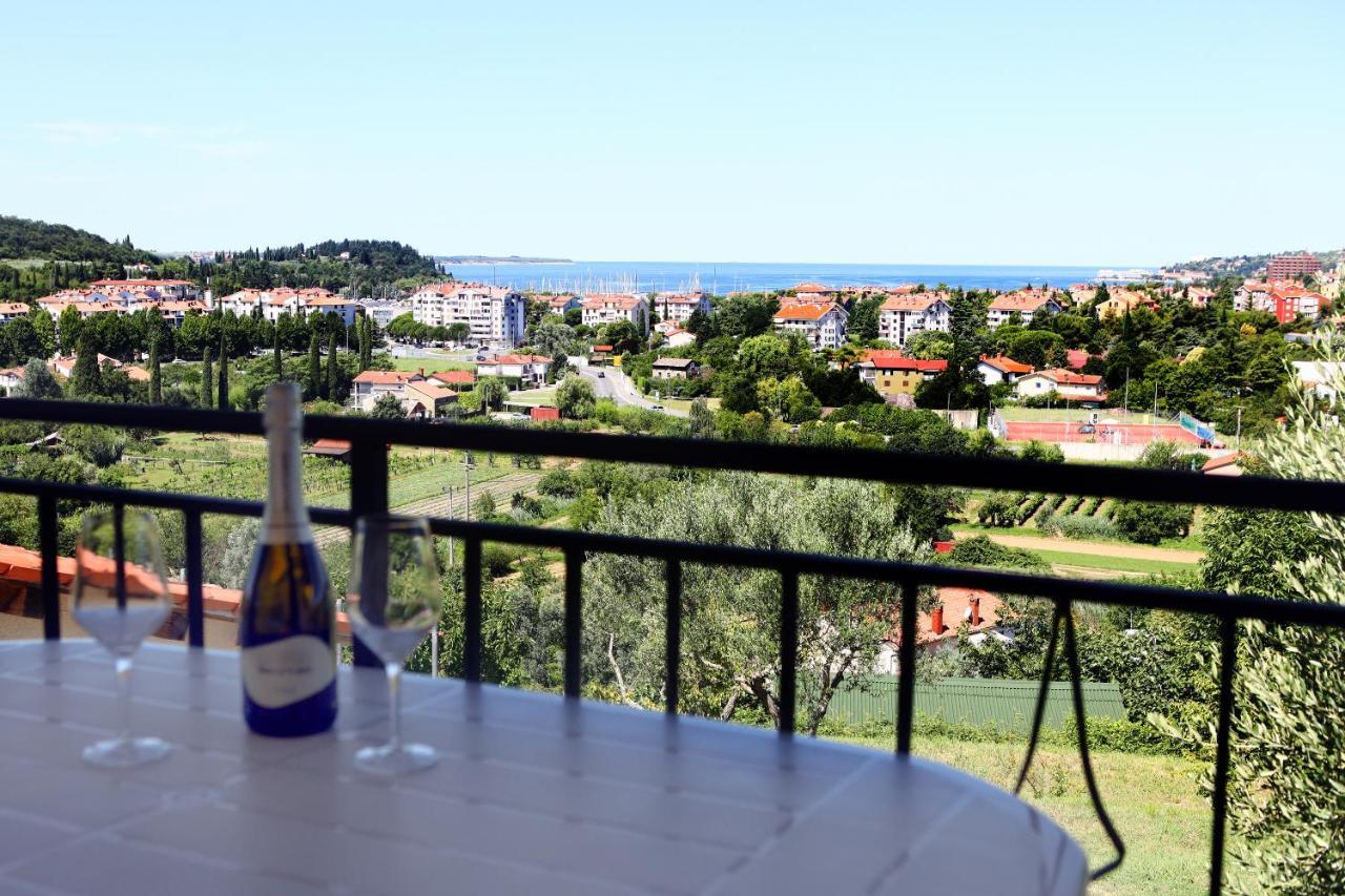 Residence Villa Fiore Portoroz Bagian luar foto
