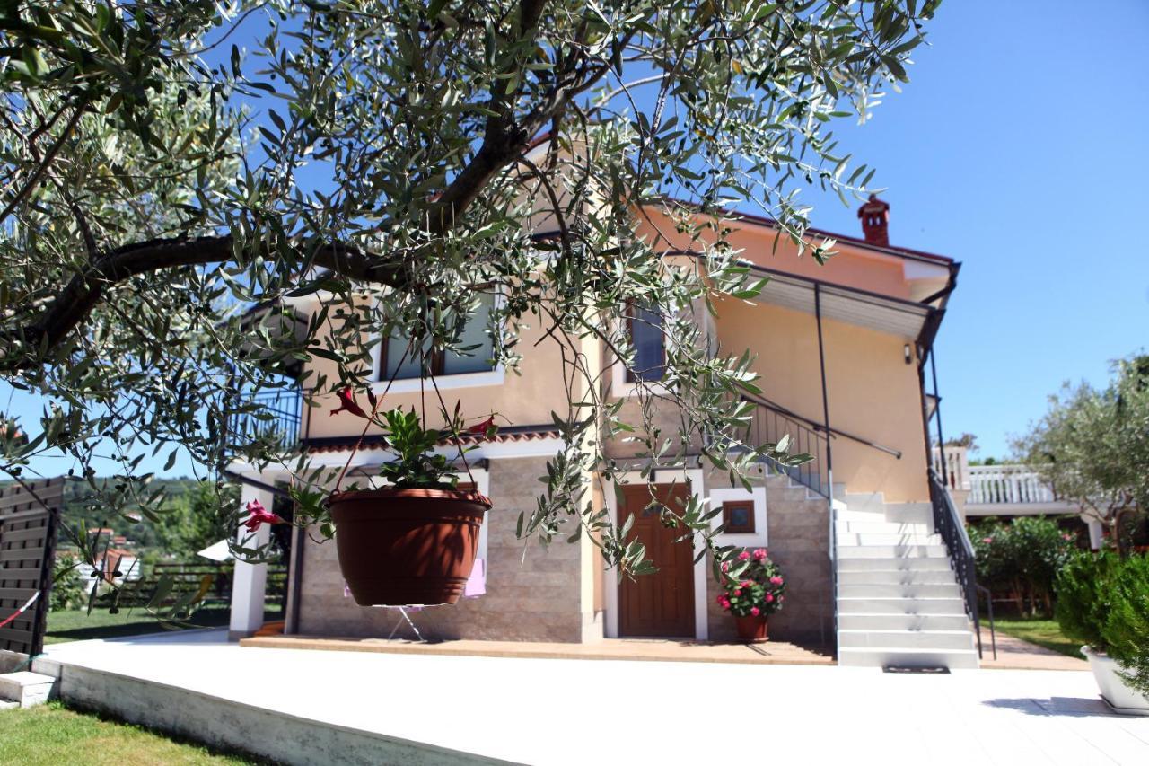 Residence Villa Fiore Portoroz Bagian luar foto