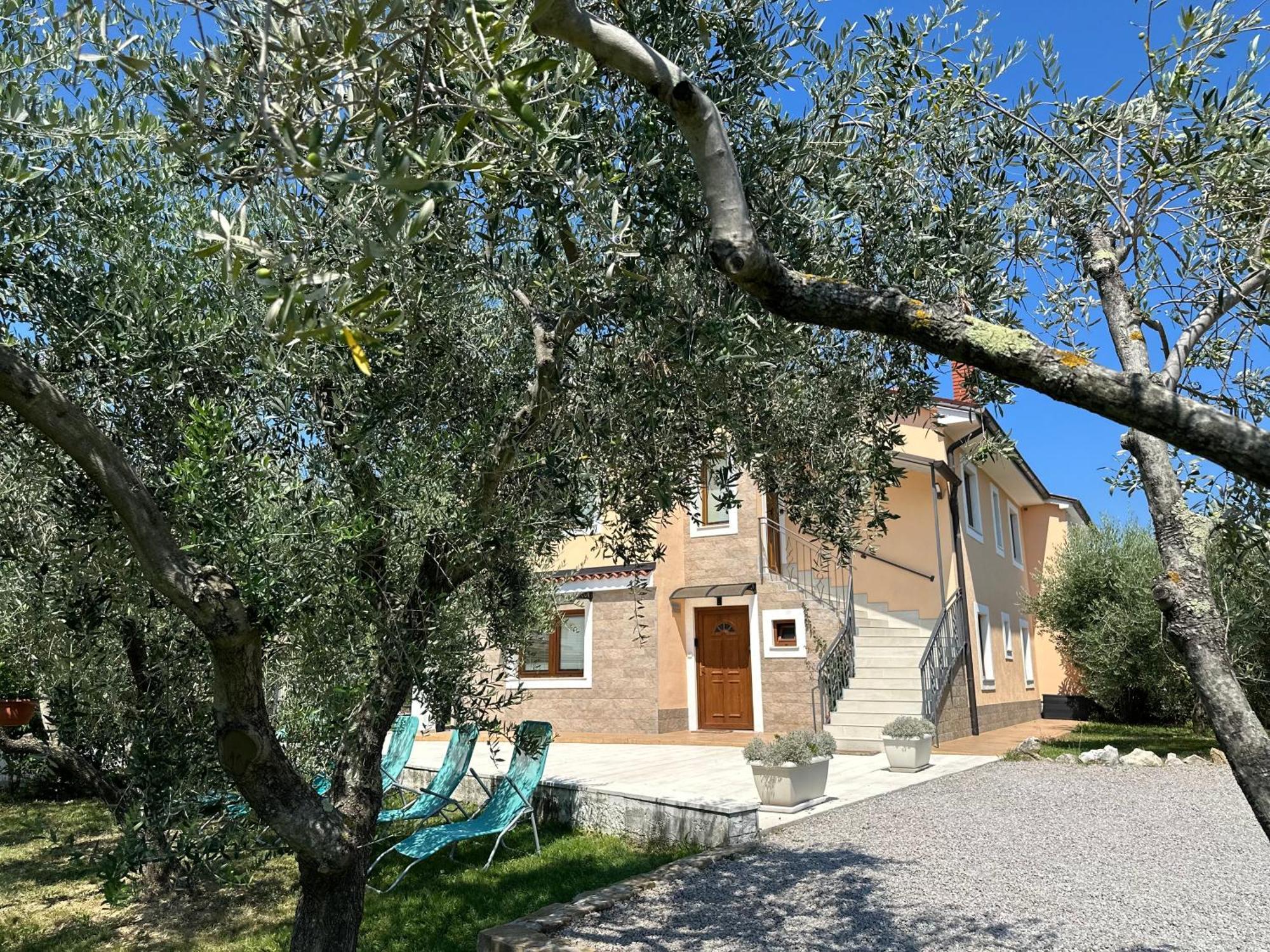 Residence Villa Fiore Portoroz Bagian luar foto